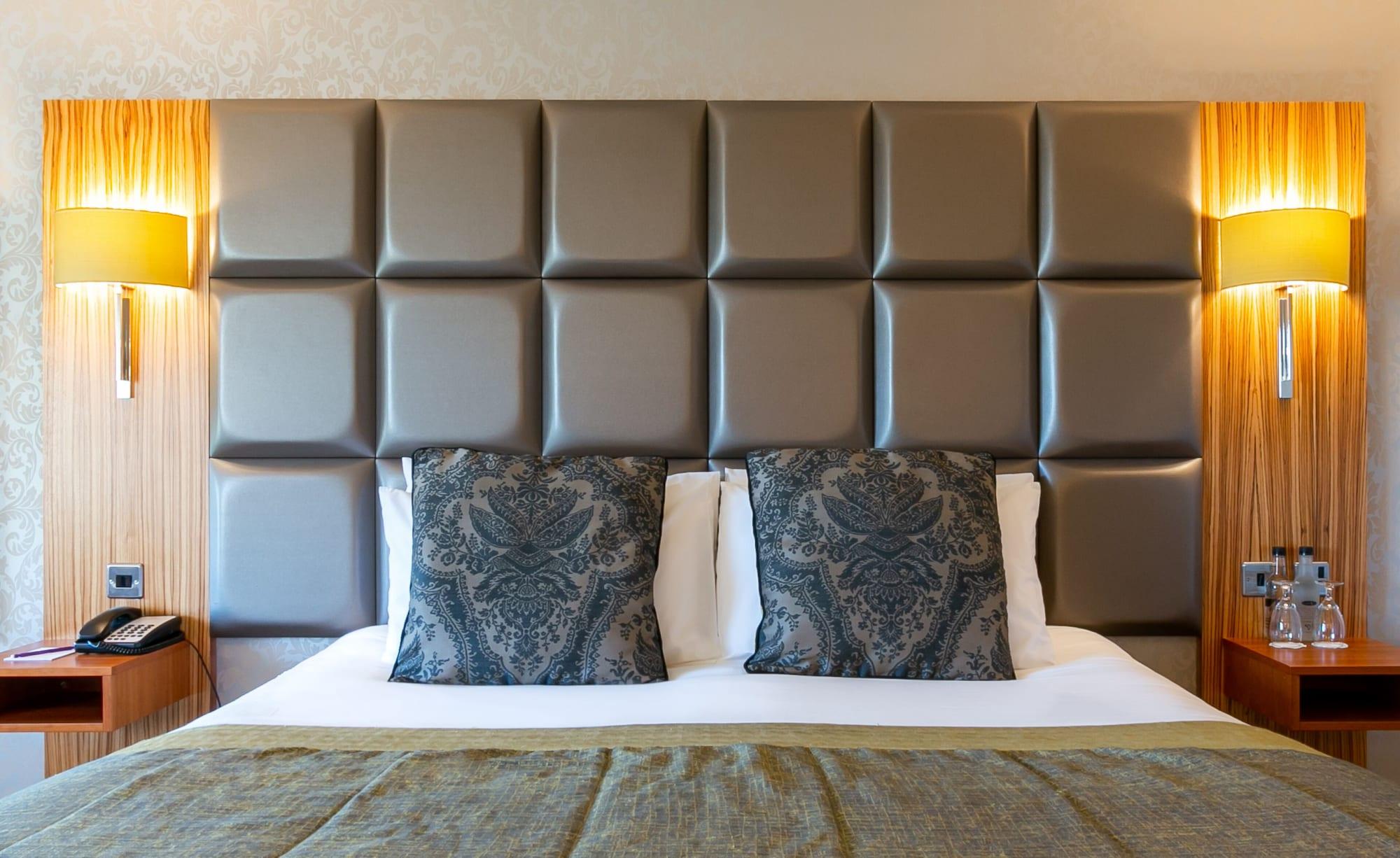 The Park Royal Hotel & Spa Warrington Exterior photo