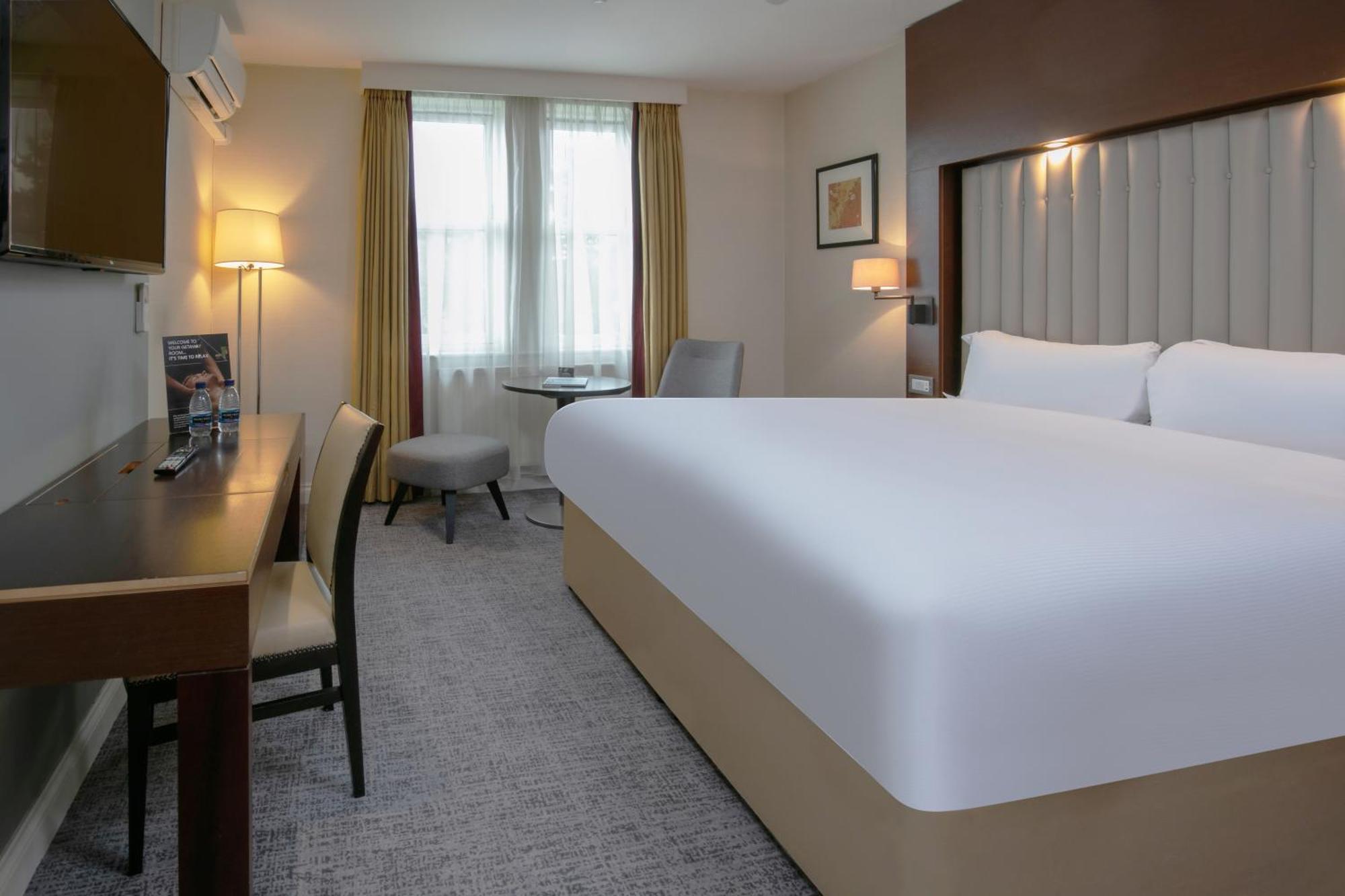 The Park Royal Hotel & Spa Warrington Exterior photo
